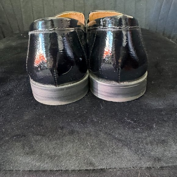 Kelly & Katy - black patten leather - Picture 5 of 9